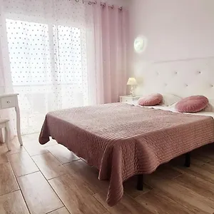 Cozy Sea Views In Appartement