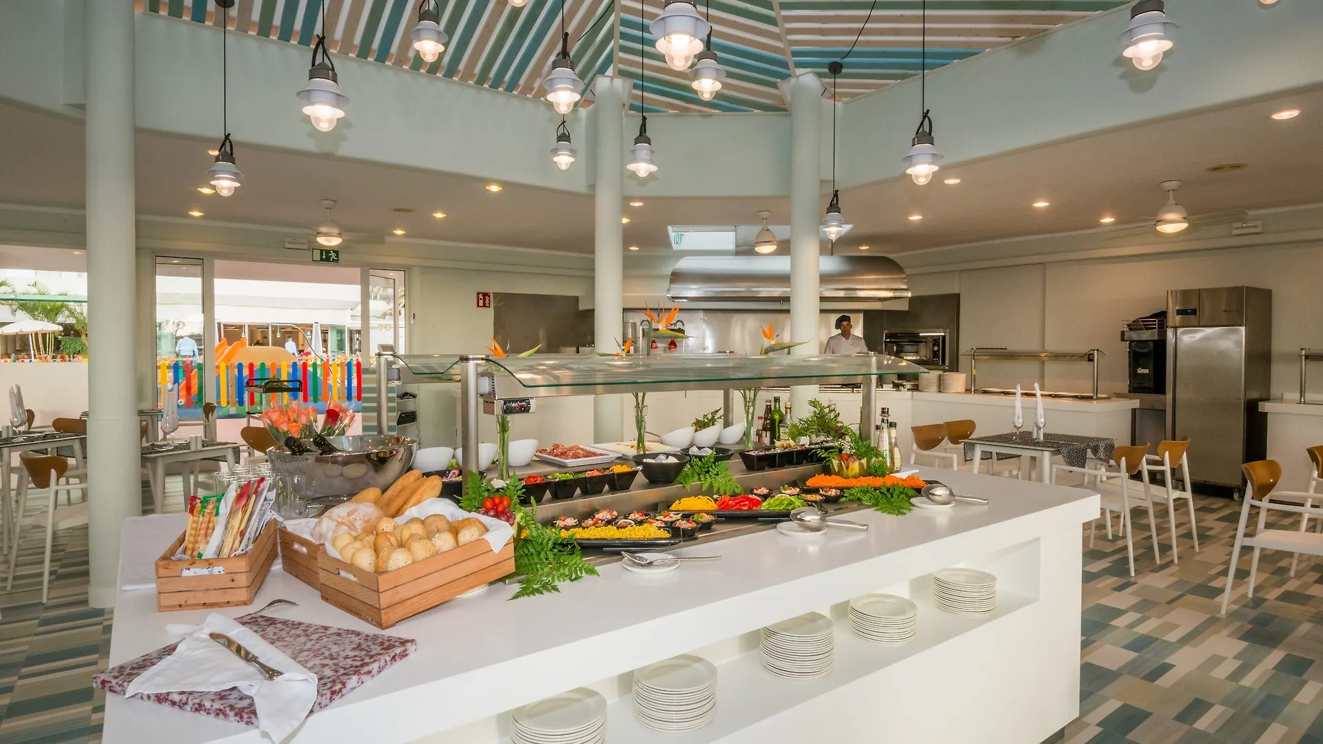 Hovima La Pinta Beachfront Family Hotel 阿德耶