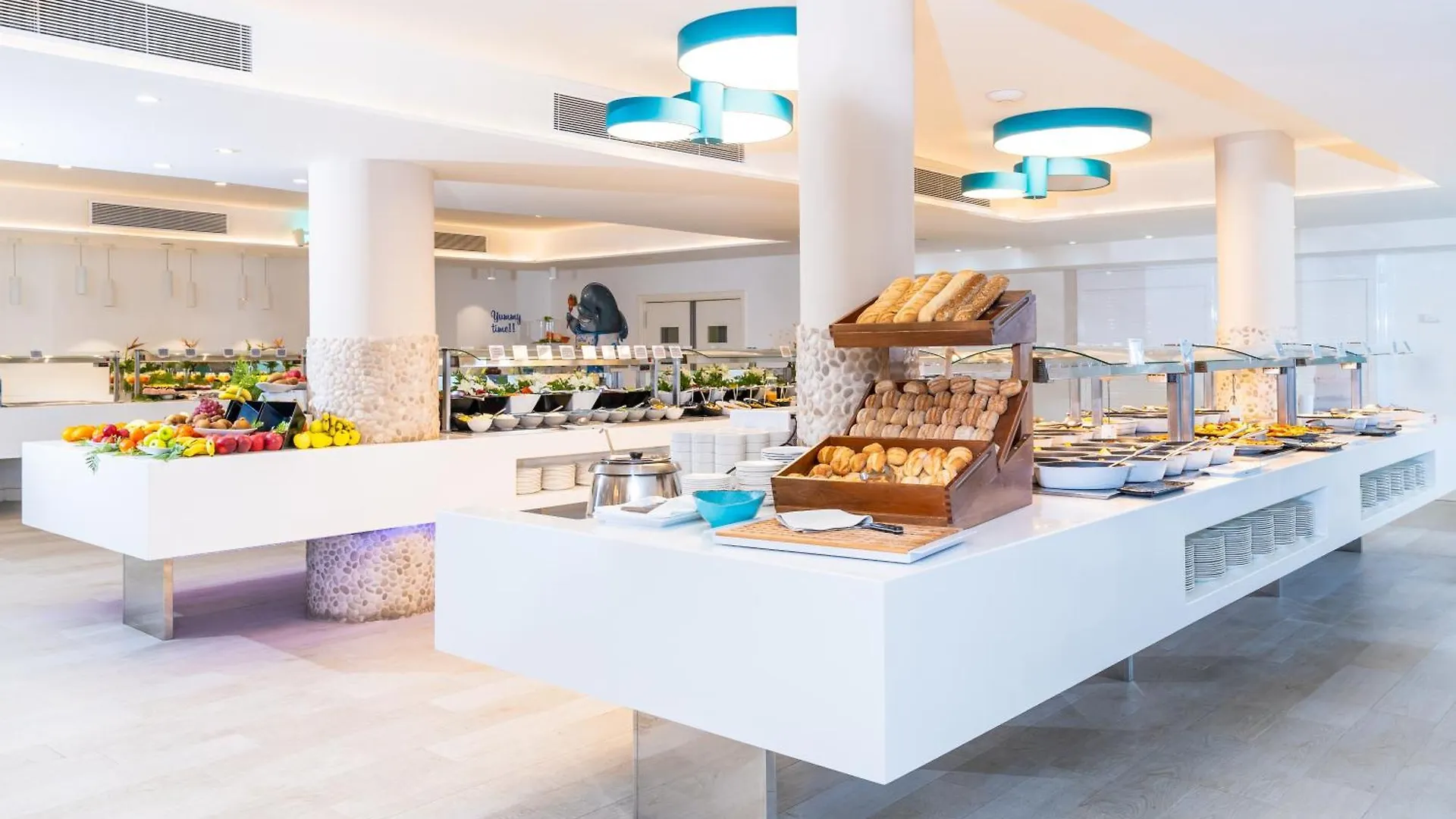 Hovima La Pinta Beachfront Family Hotel 阿德耶