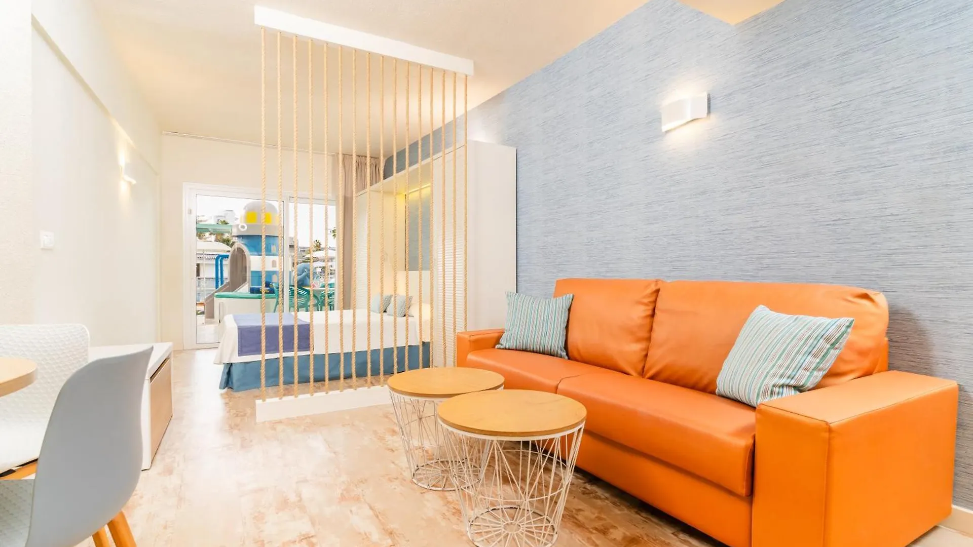Hovima La Pinta Beachfront Family Hotel 阿德耶
